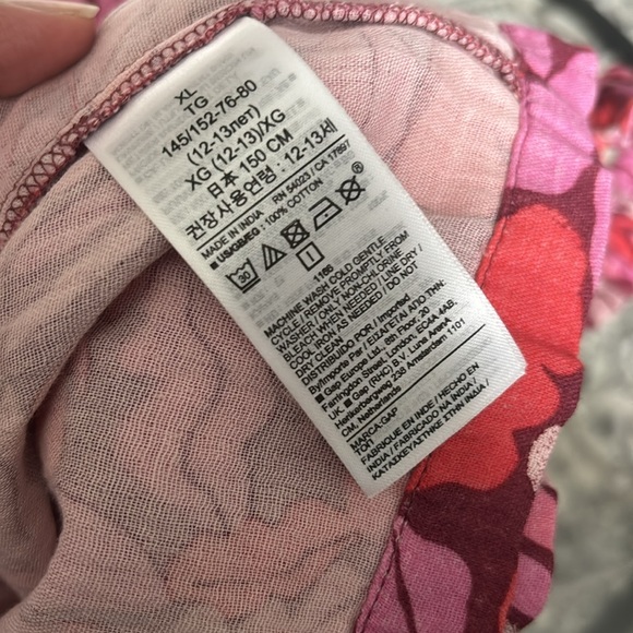 The gap girls cotton gauze tank size 12 xl 3 for $35 ⭐️ - Picture 3 of 3